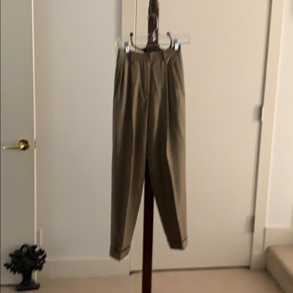 Cashmere herringbone suite